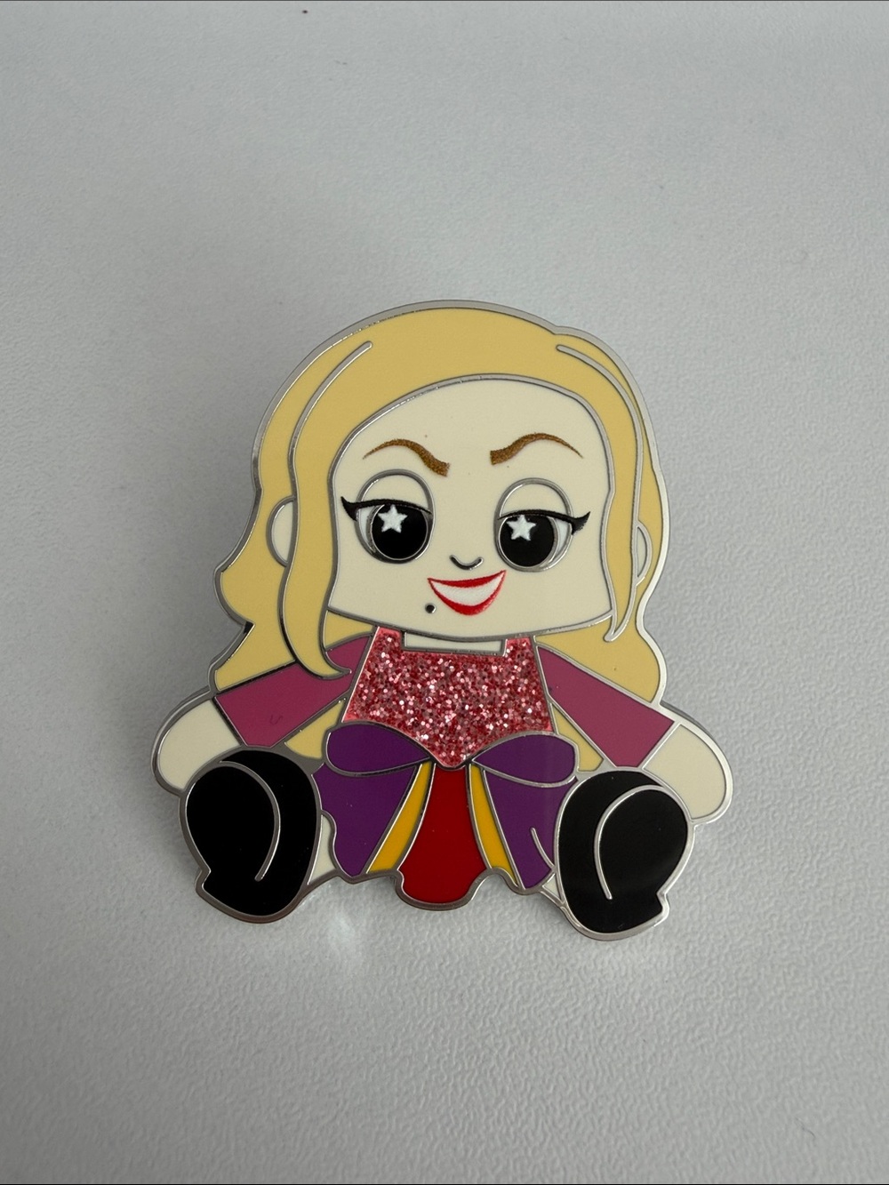 Disney Parks Wishable Pin - Sarah